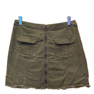 Hollister Front-Zip Military Skirt